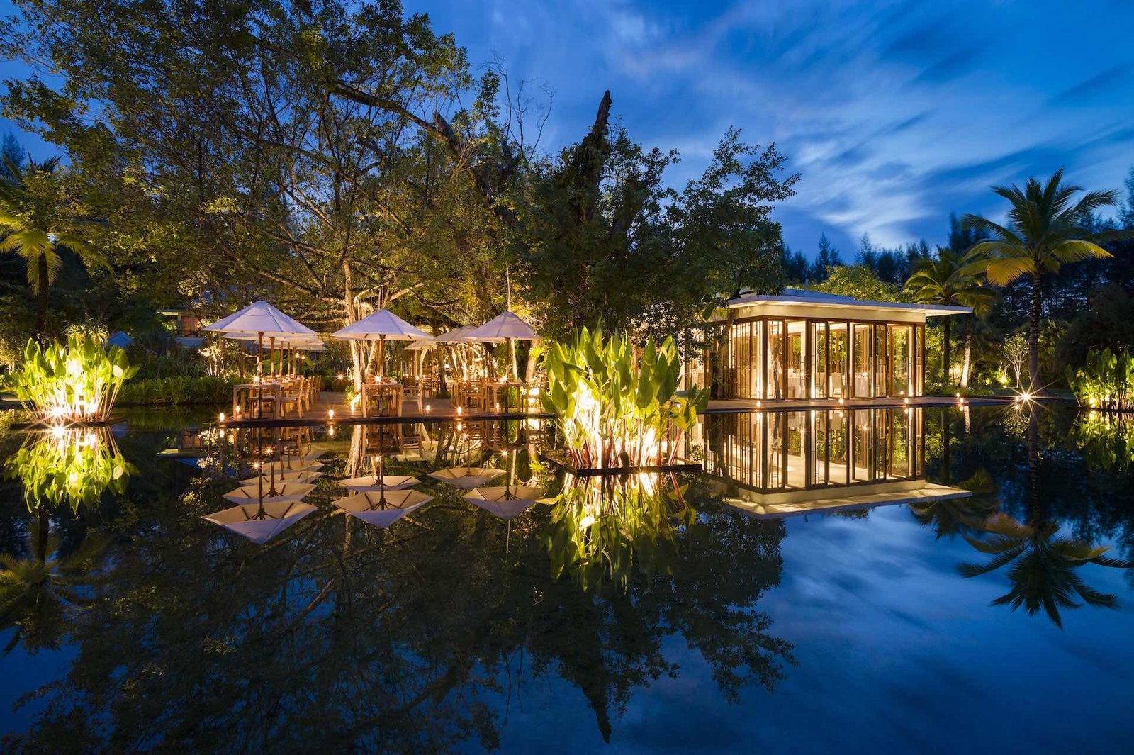 The Sarojin, eat & drink