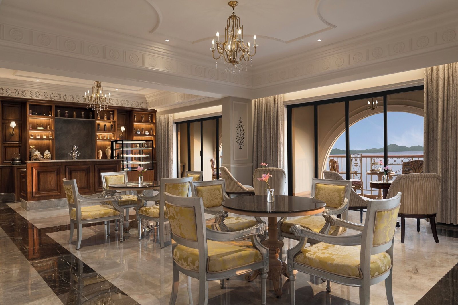 Raffles Udaipur, eat & drink