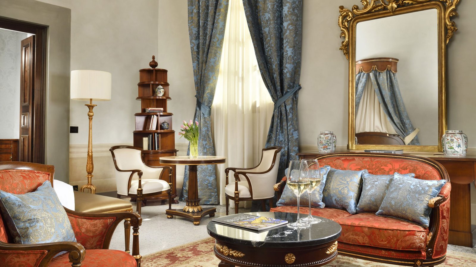 Palazzo Portinari Salviati, rooms