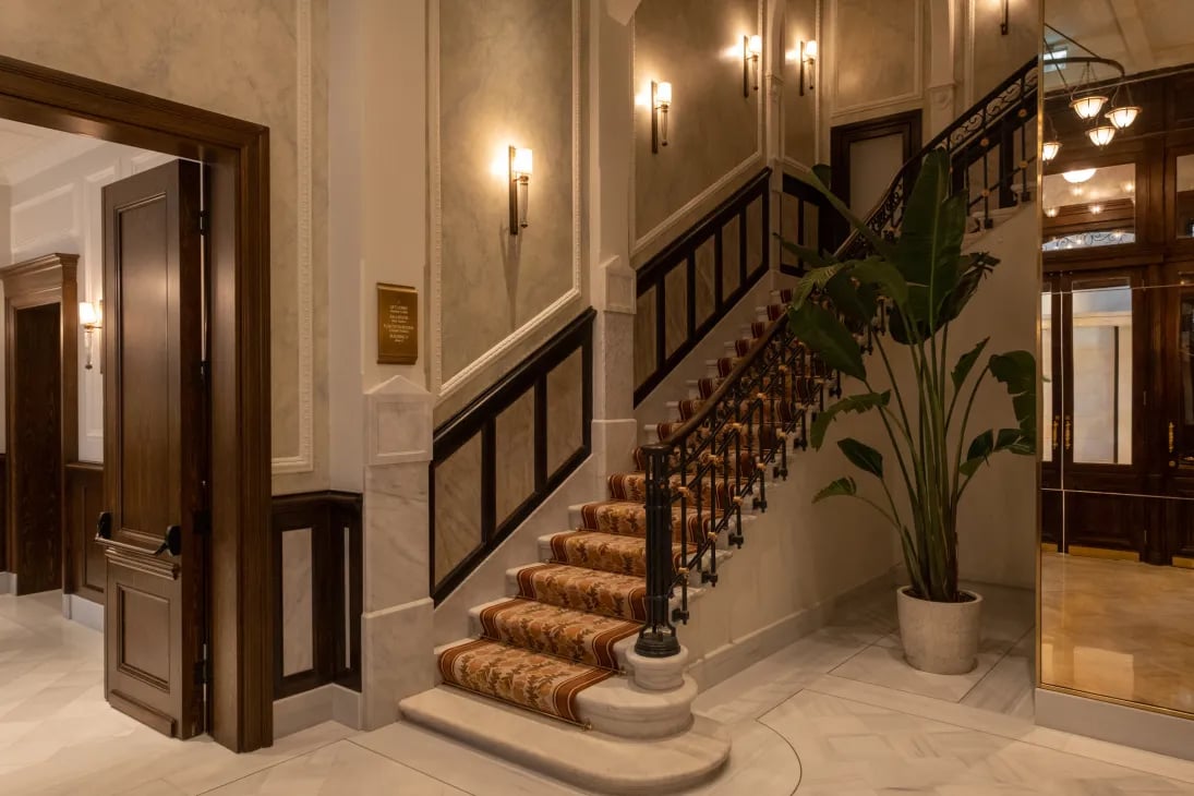 The Peninsula Istanbul, vibe