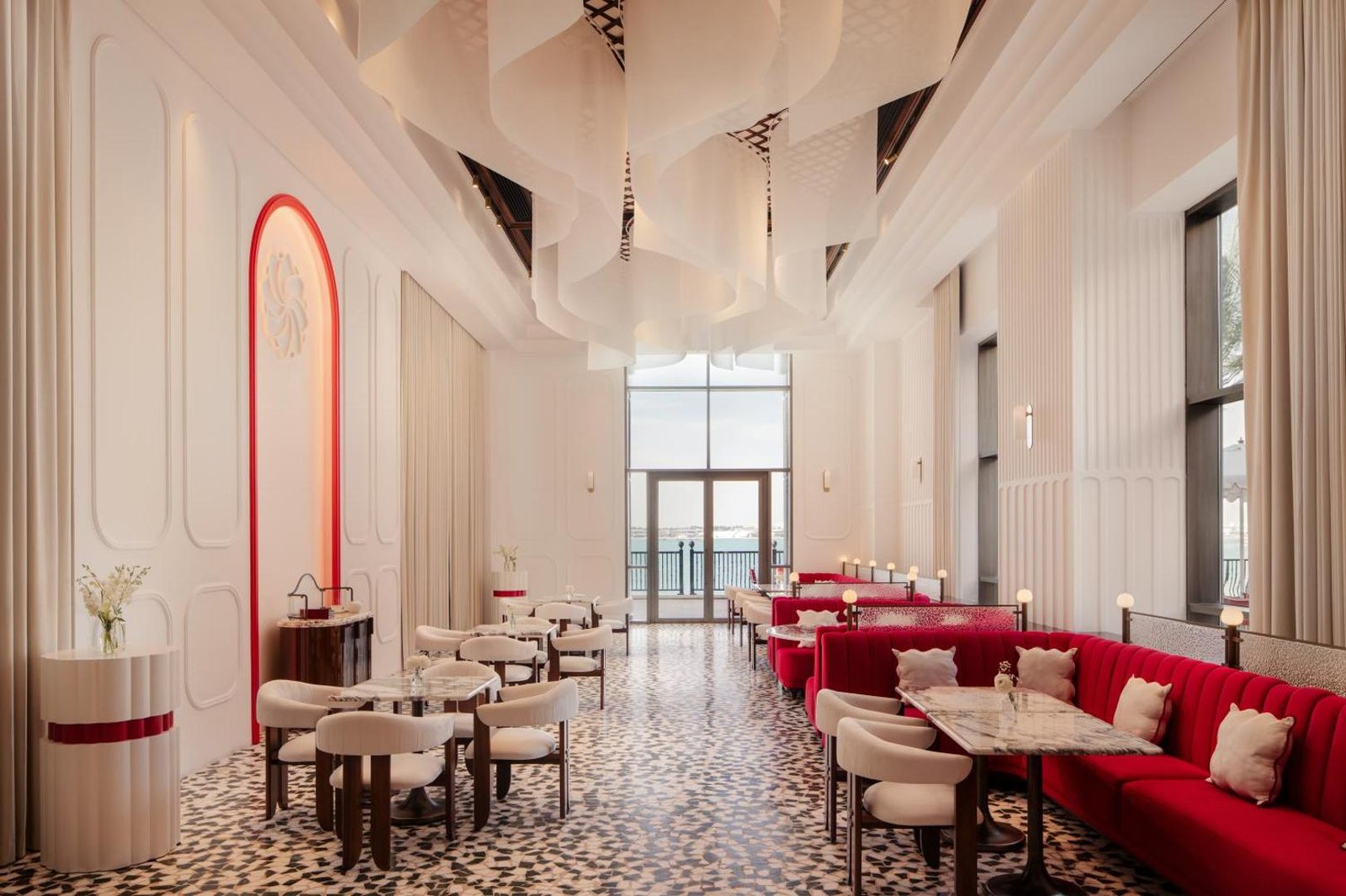 Four Seasons Resort and Residences at The Pearl-Qatar, eat & drink
