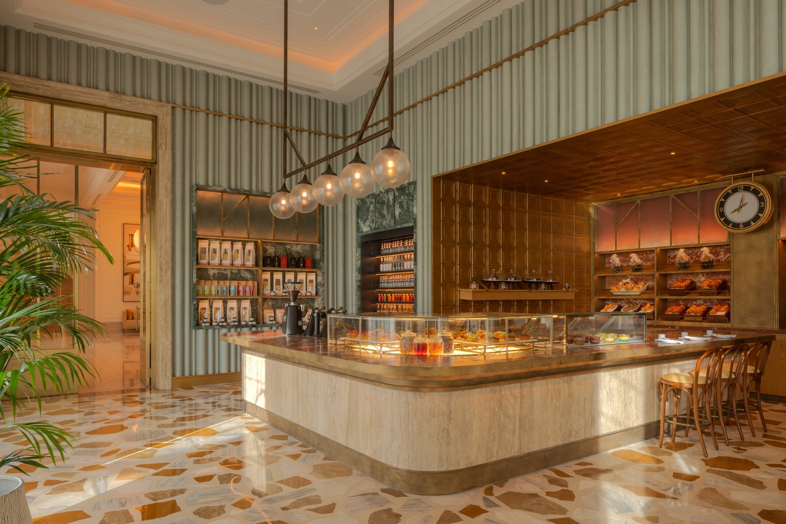 Four Seasons Resort and Residences at The Pearl-Qatar, eat & drink