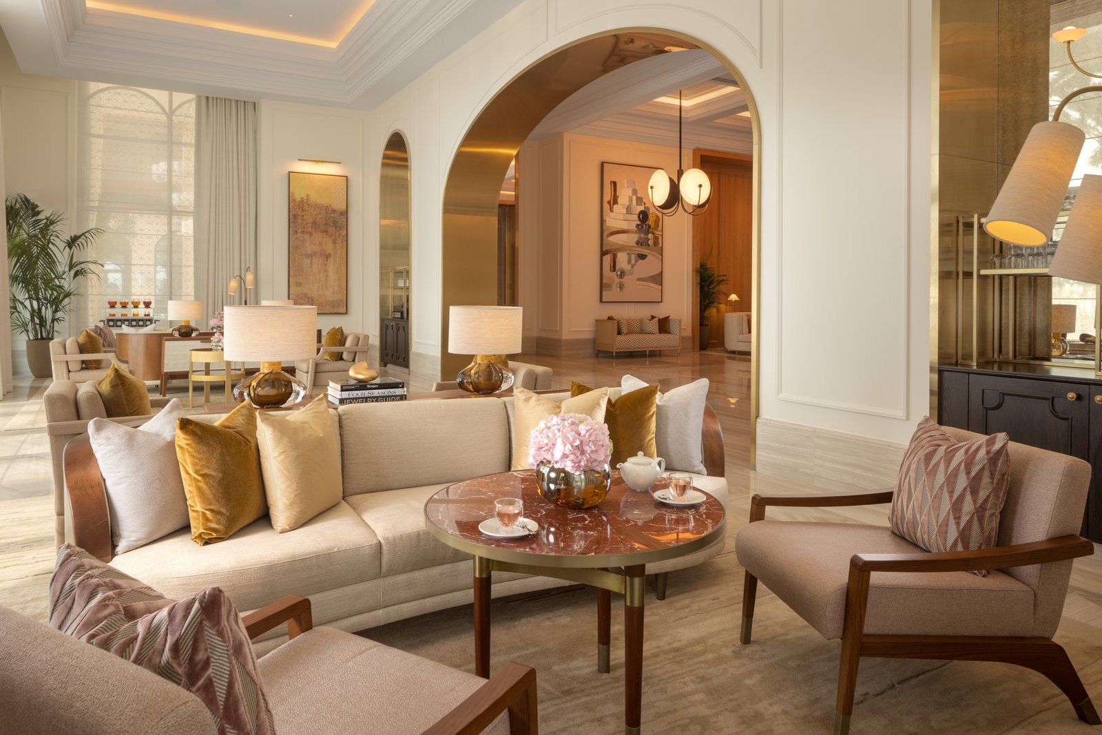 Four Seasons Resort and Residences at The Pearl-Qatar, vibe