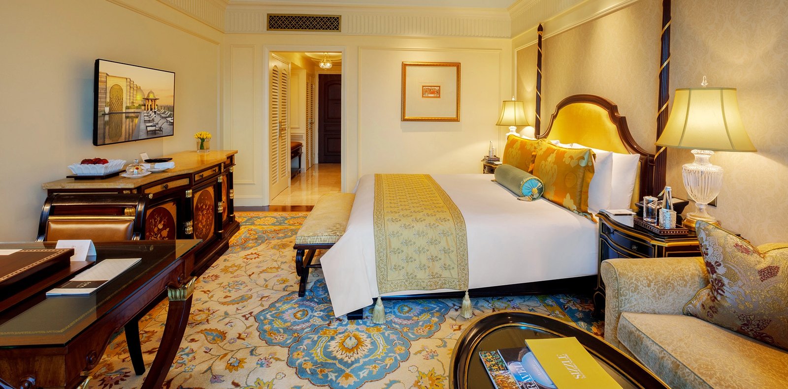 The Leela Palace New Delhi, rooms
