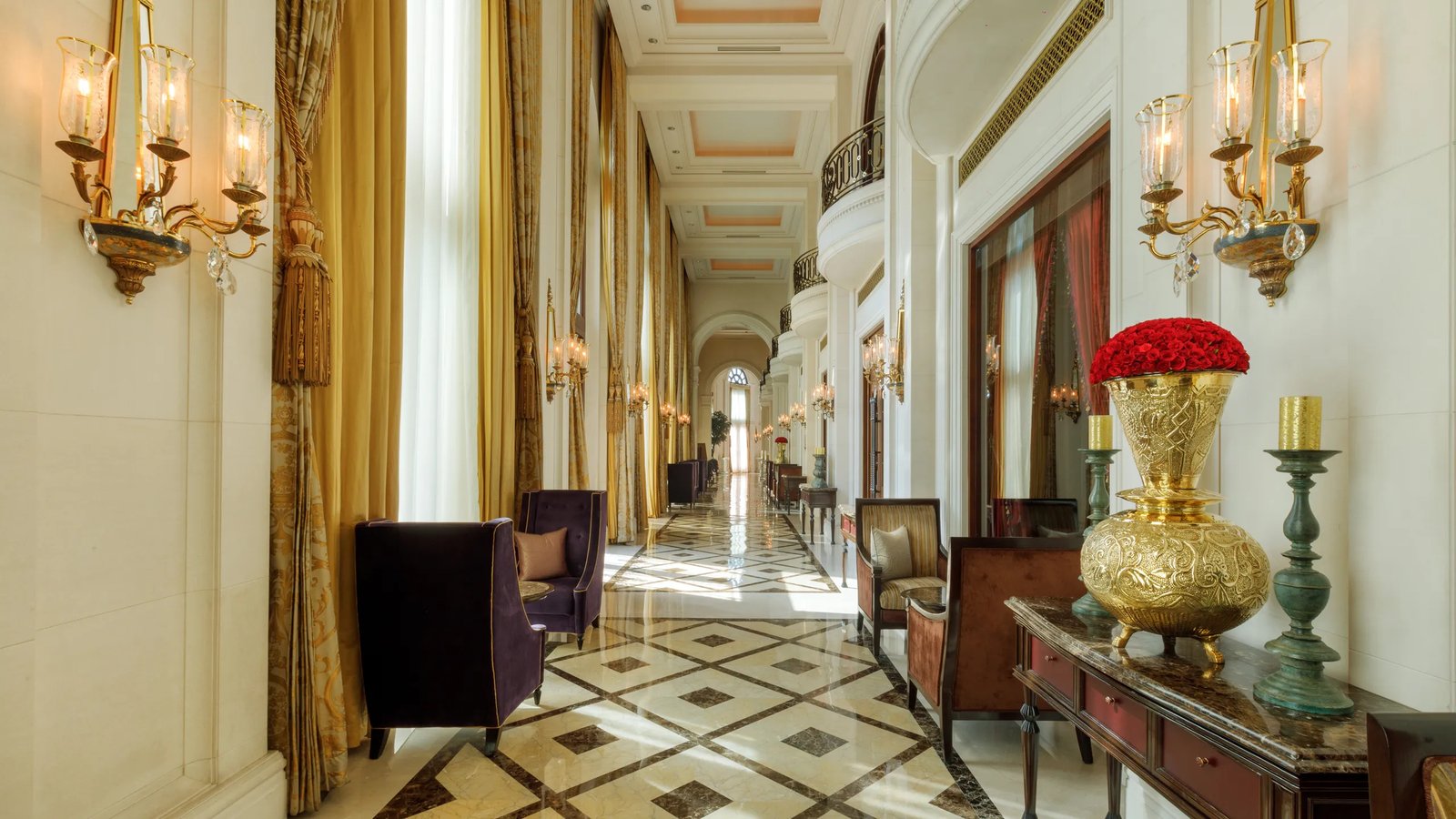 The Leela Palace New Delhi, vibe