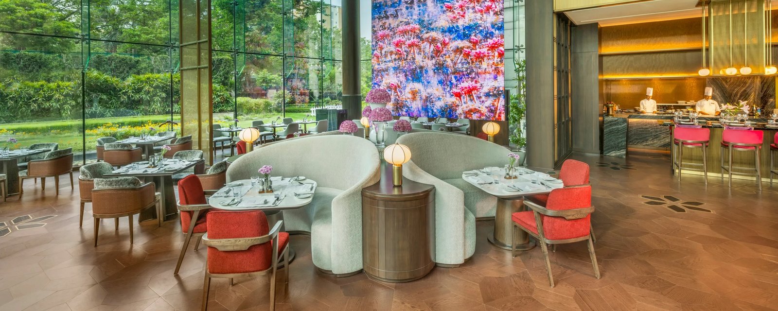 The Leela Palace New Delhi, eat & drink