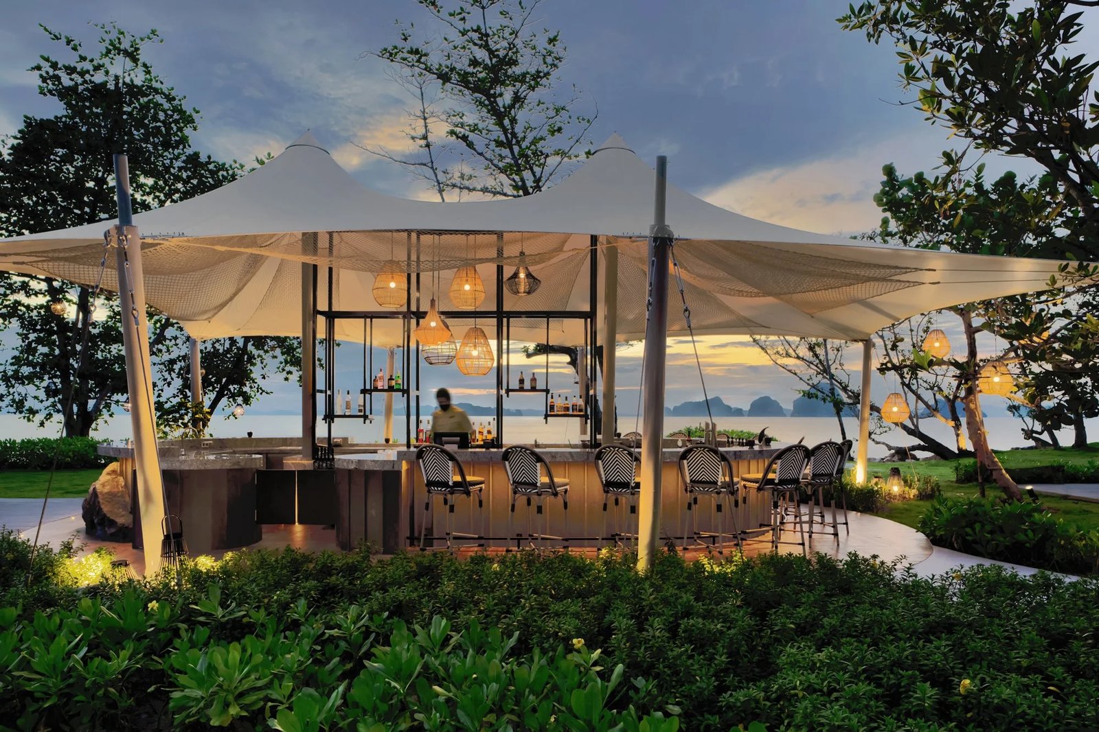 Banyan Tree Krabi, eat & drink