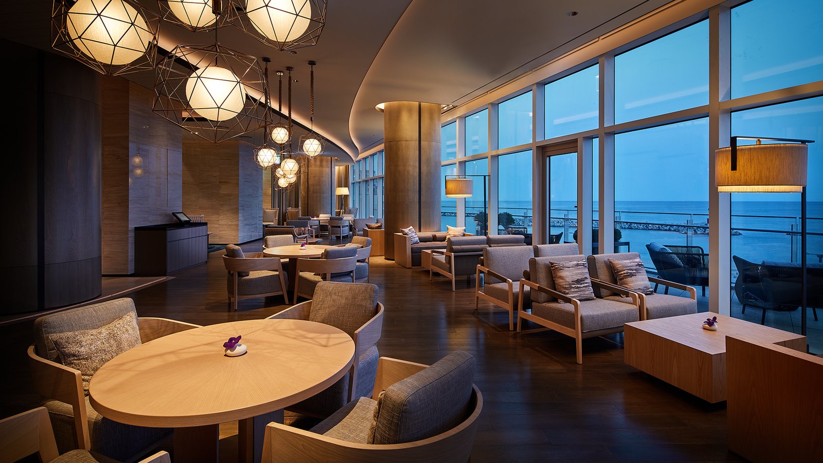 SIGNIEL BUSAN, vibe