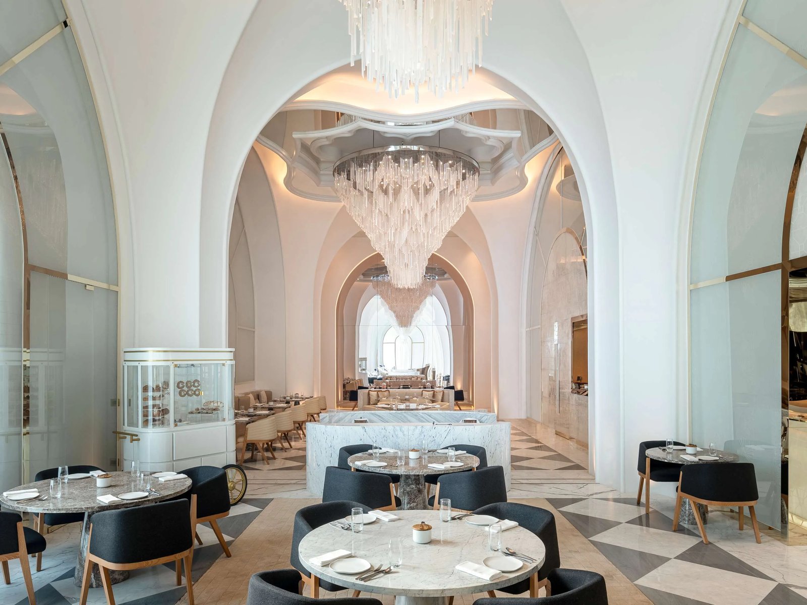 Raffles Doha, eat & drink