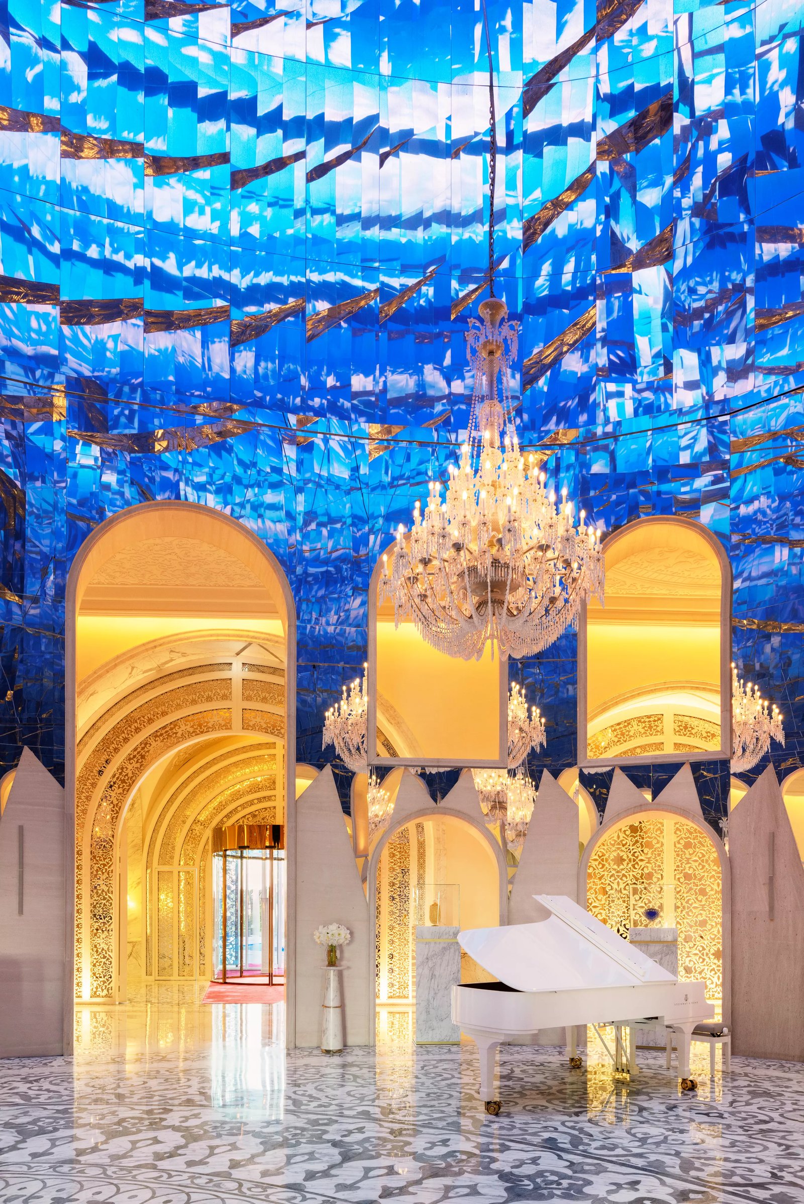 Raffles Doha, vibe