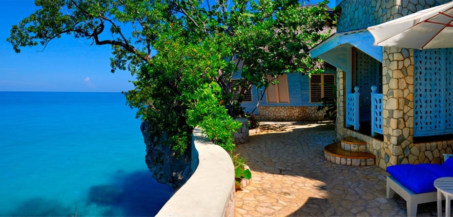 The Caves Hotel, vibe