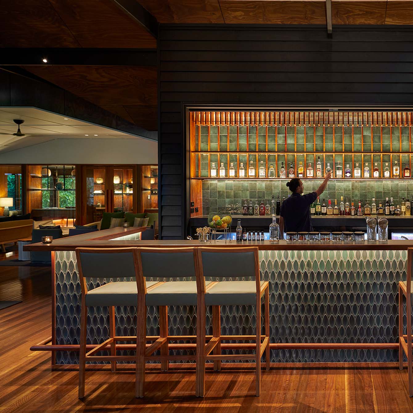 Silky Oaks Lodge, eat & drink