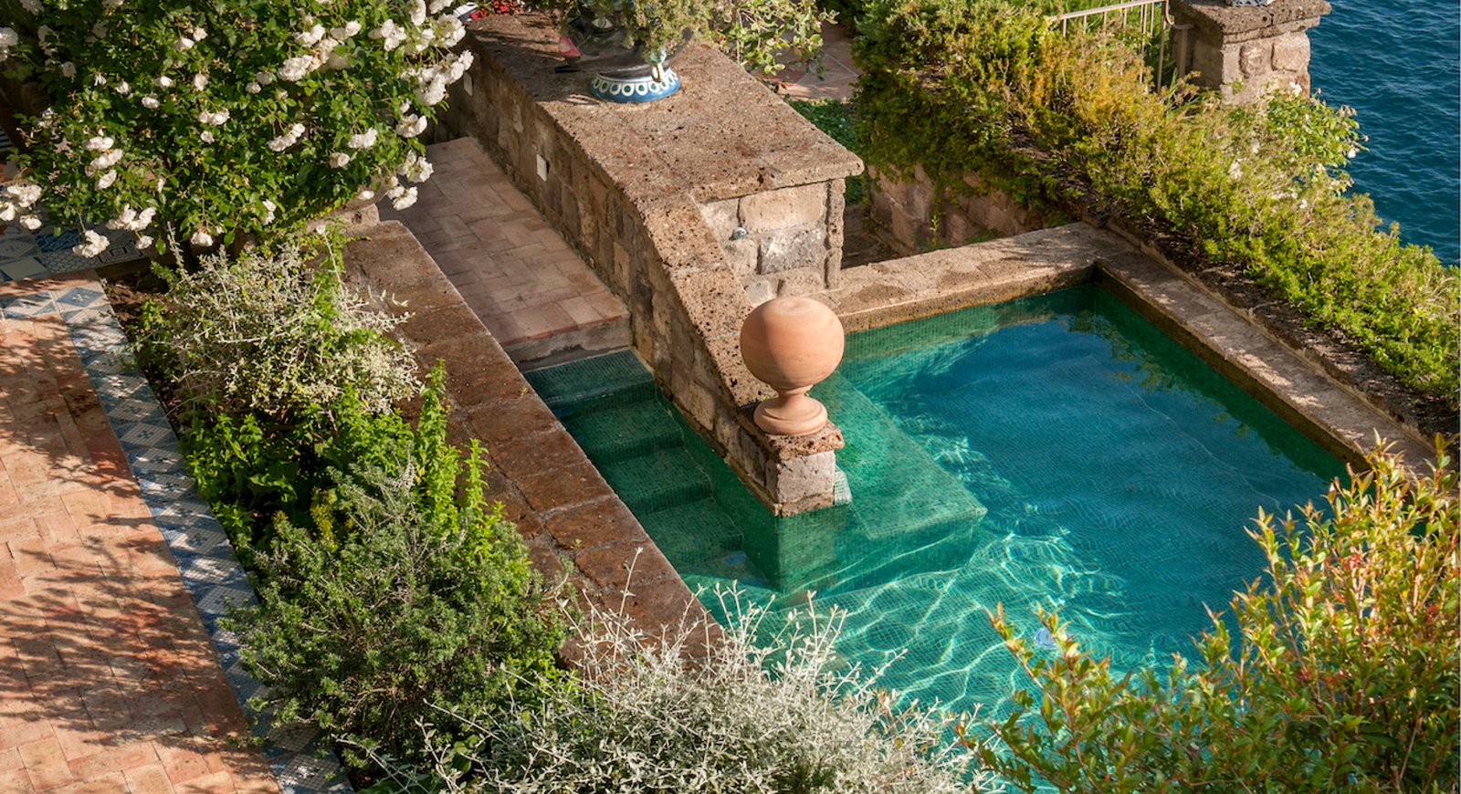 Maison la Minervetta, the pool