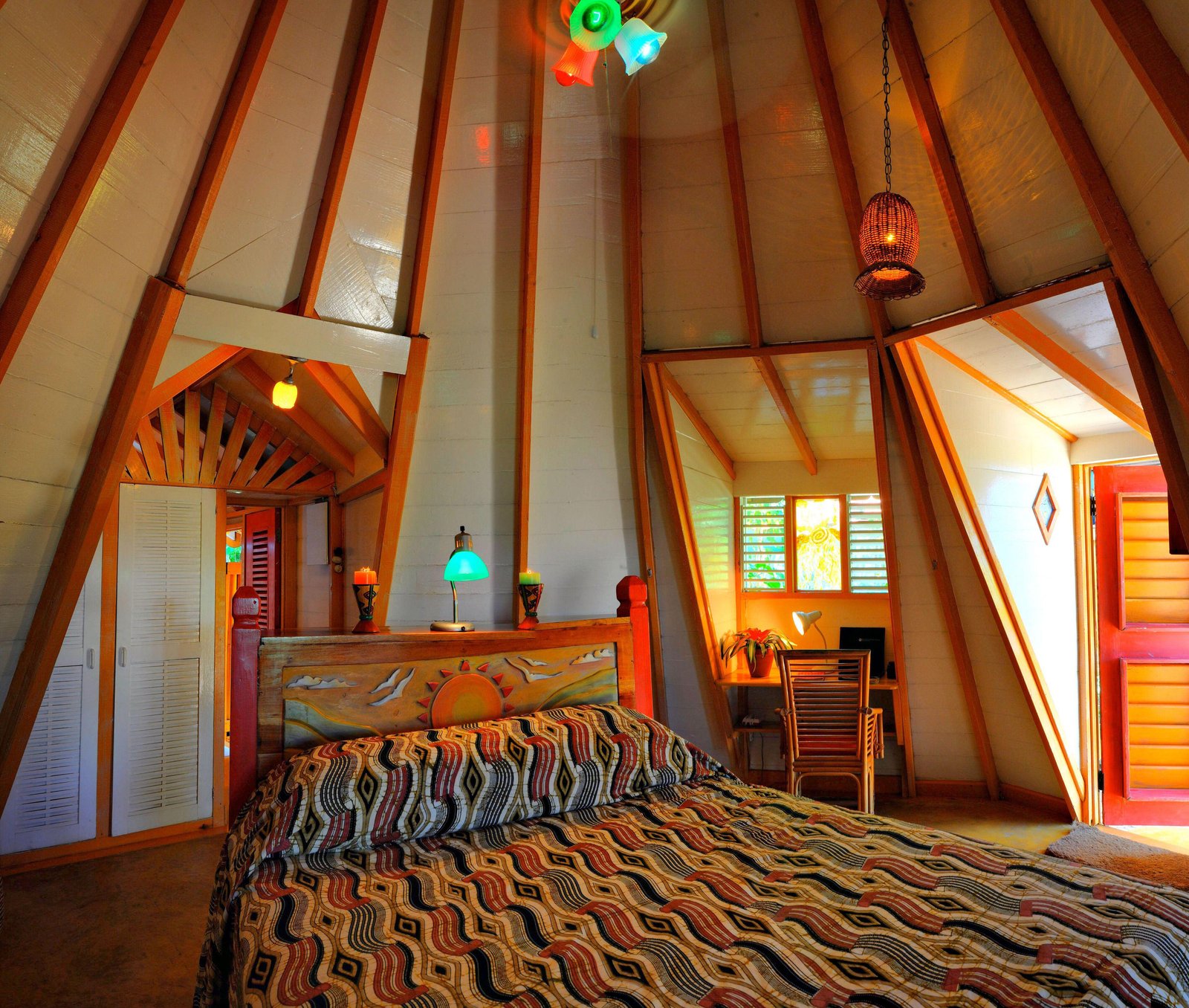 The Caves Hotel, rooms