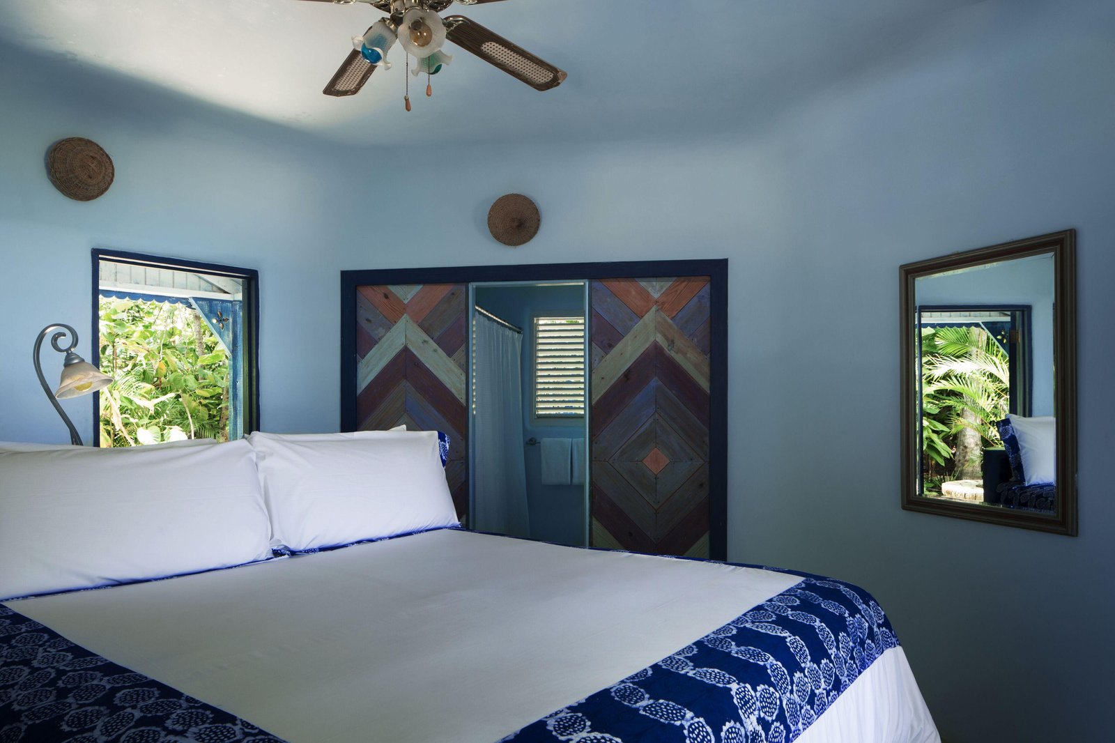 The Caves Hotel, rooms