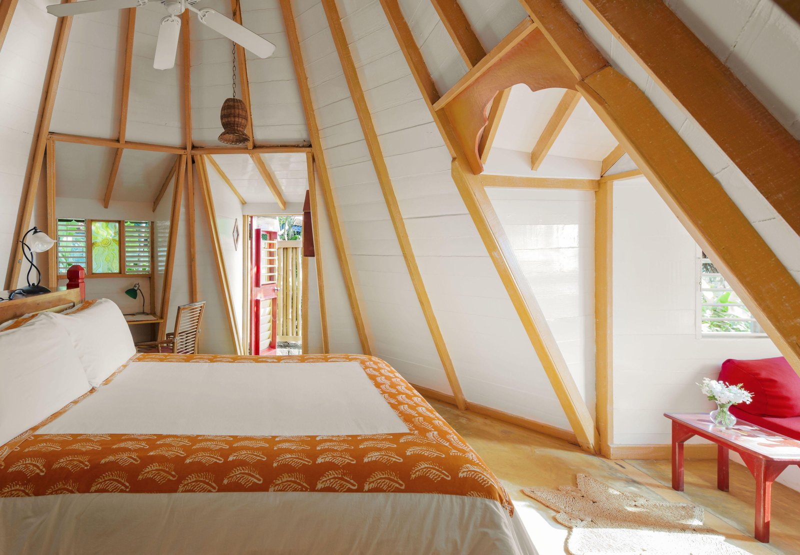 The Caves Hotel, rooms