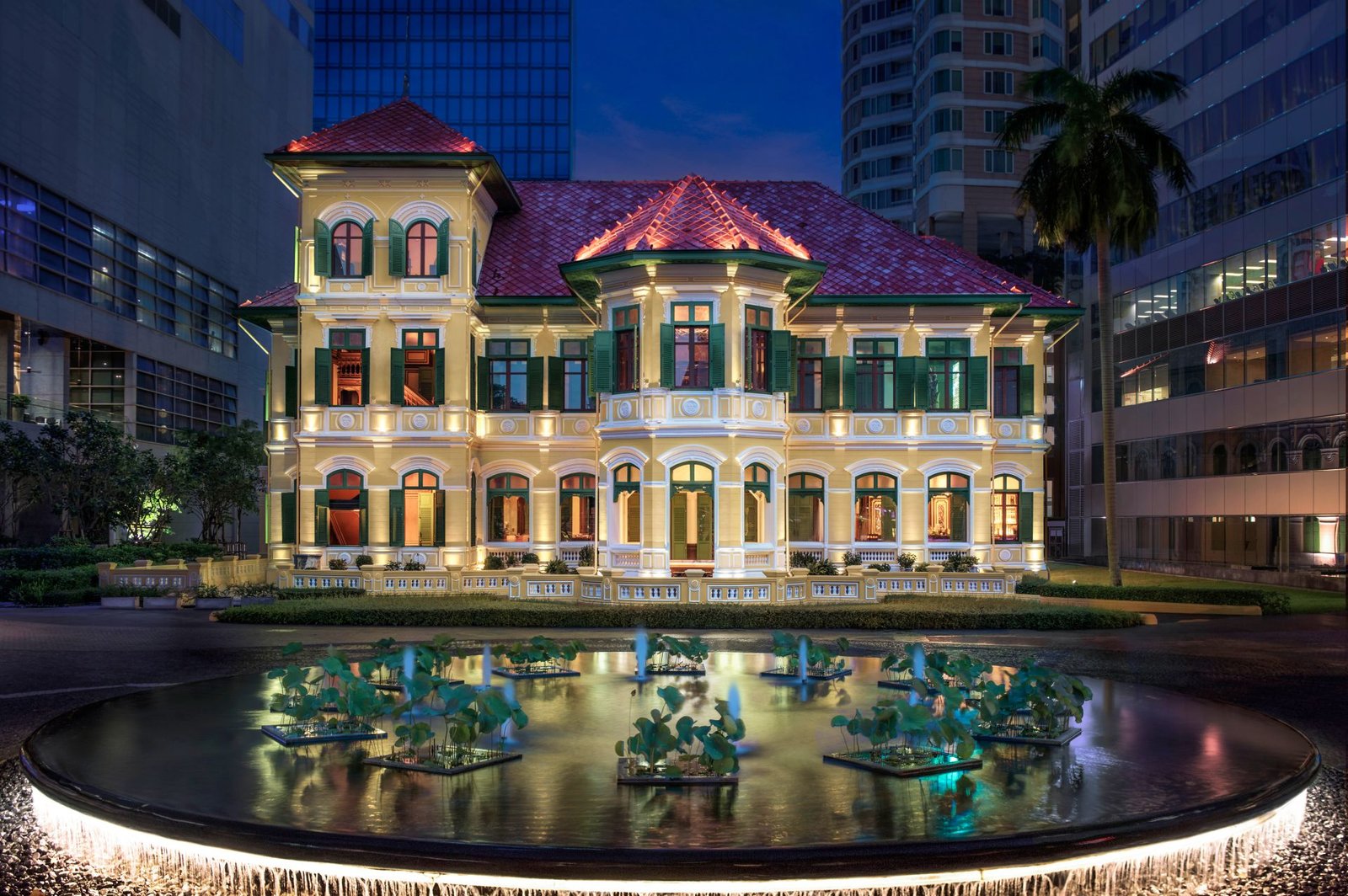 W Bangkok — vibe