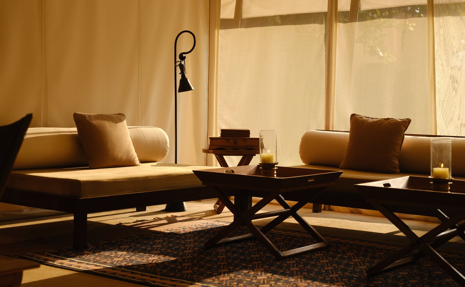 Aman-i-khas, rooms