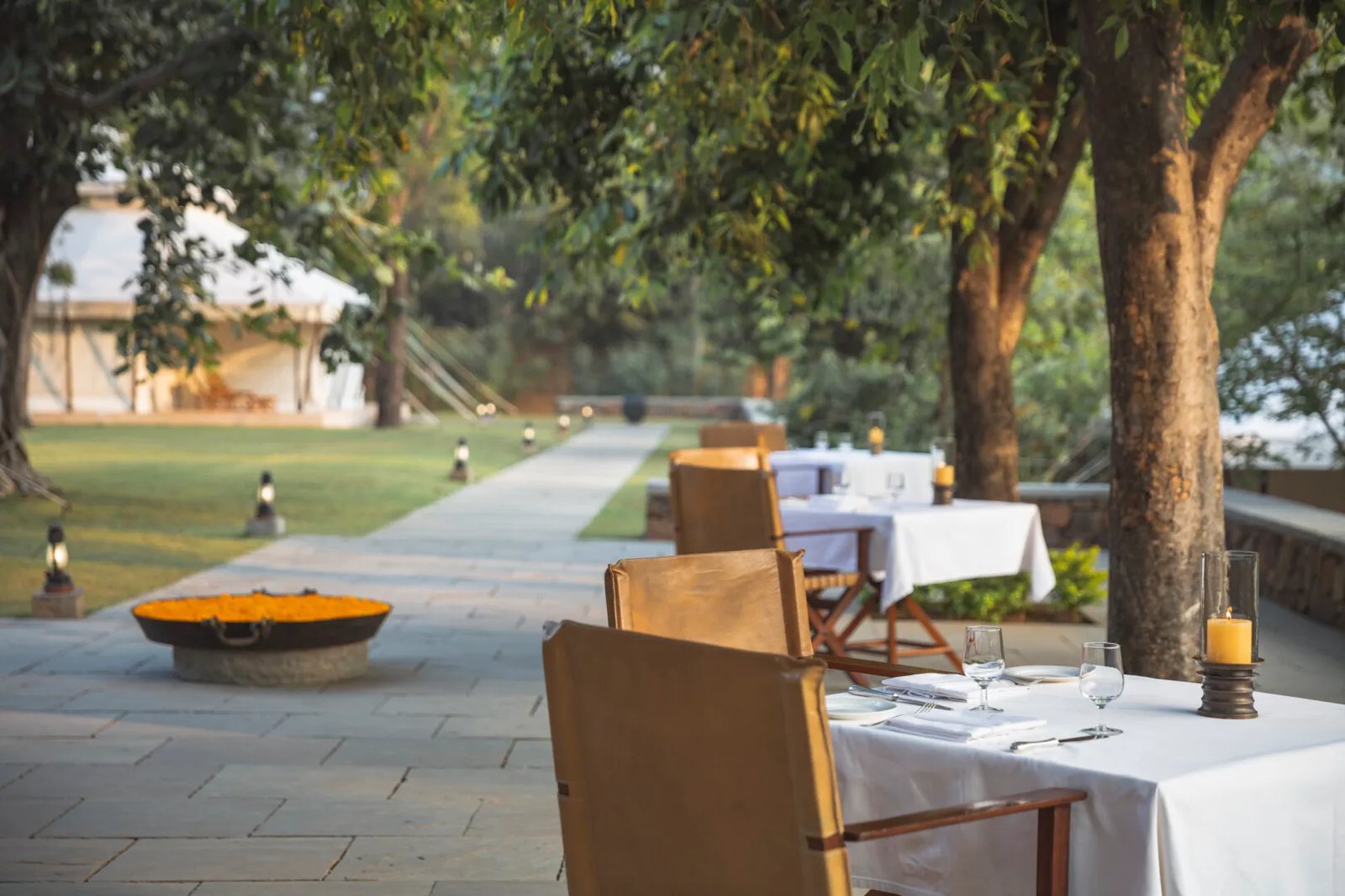 Aman-i-khas, eat & drink
