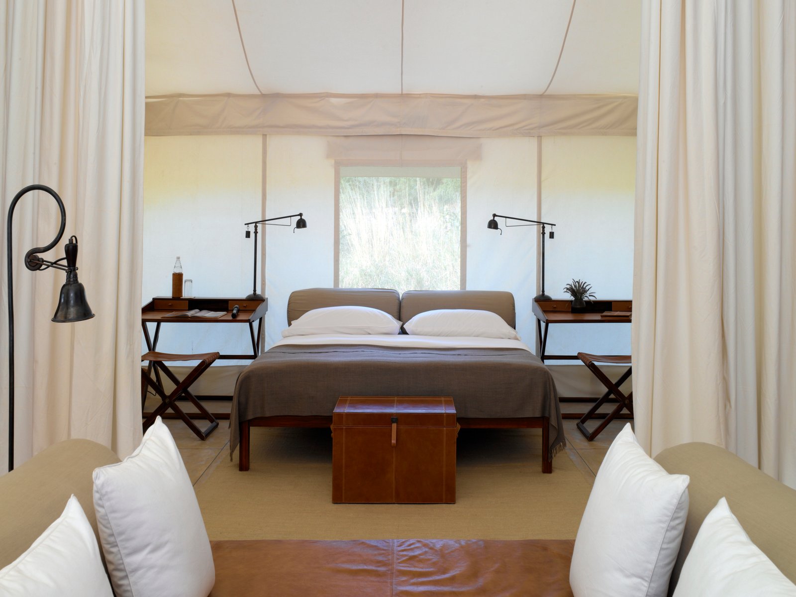Aman-i-khas, rooms