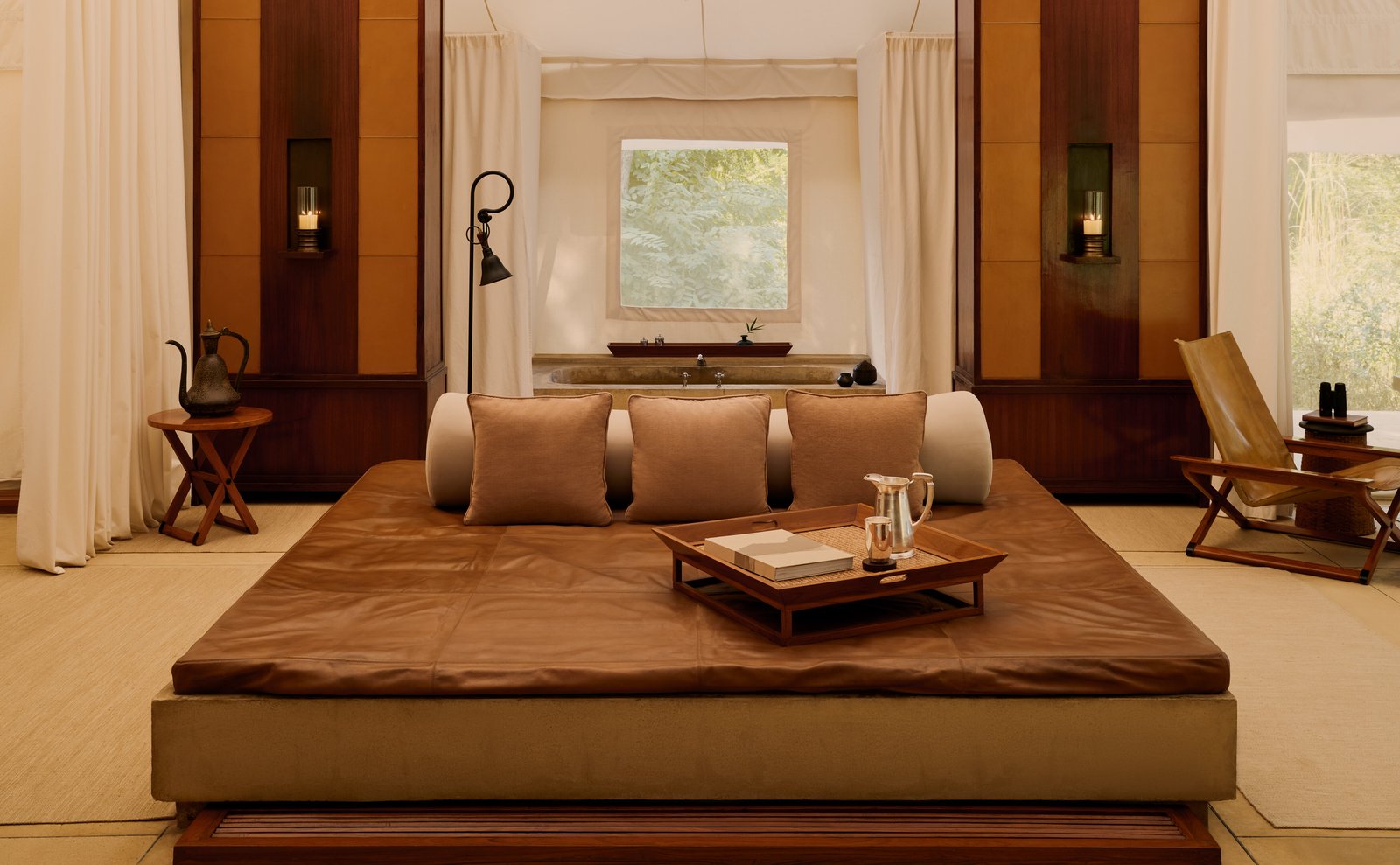 Aman-i-khas, rooms