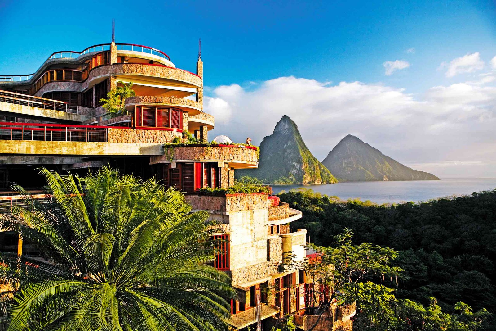 Jade Mountain Resort, backstory