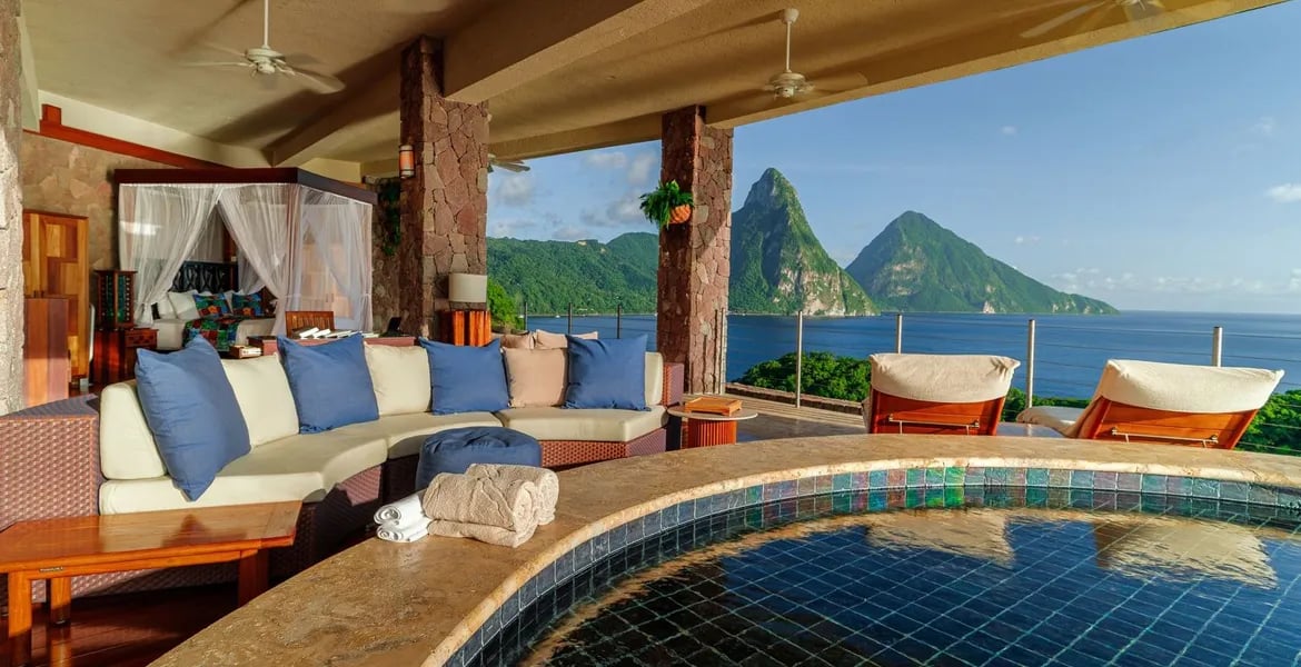 Jade Mountain Resort, rooms