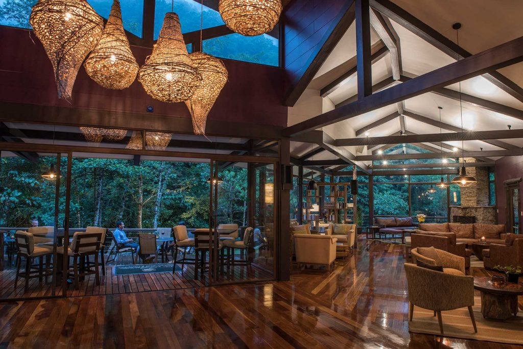 El Silencio Lodge & Spa, vibe