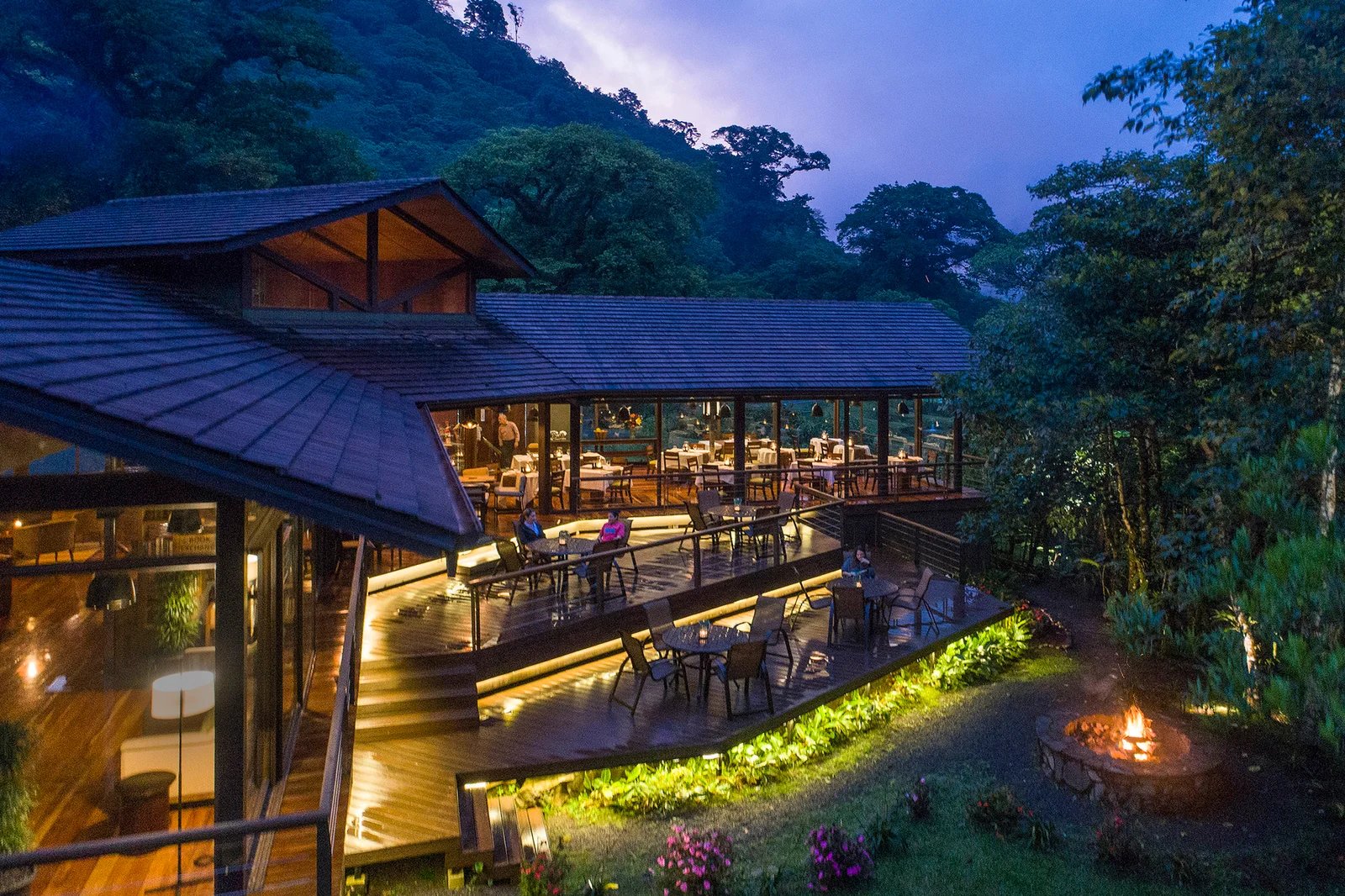 El Silencio Lodge & Spa, eat & drink