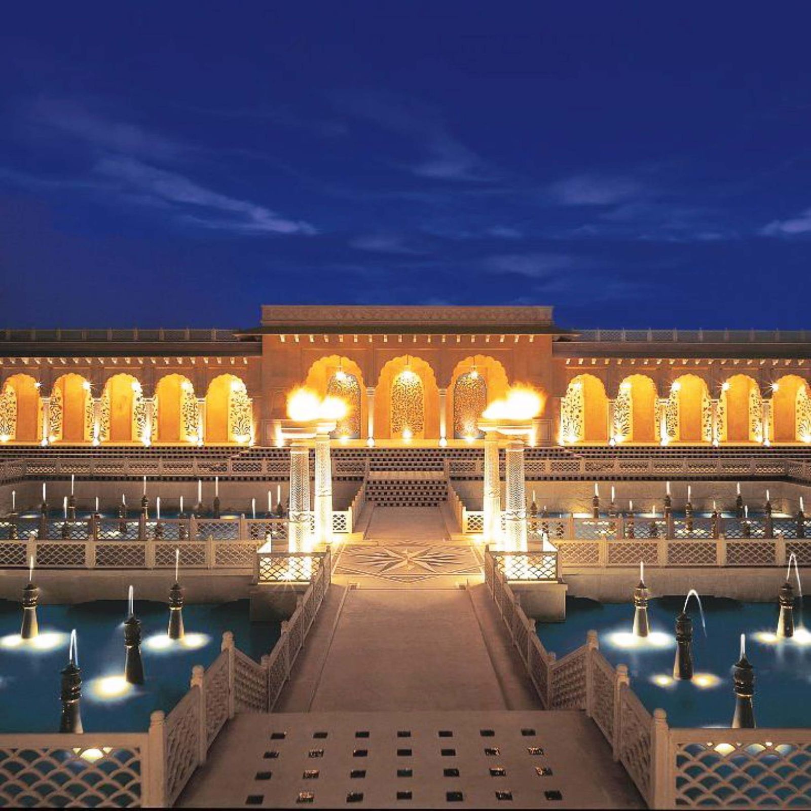 The Oberoi Amarvilas, Agra, backstory