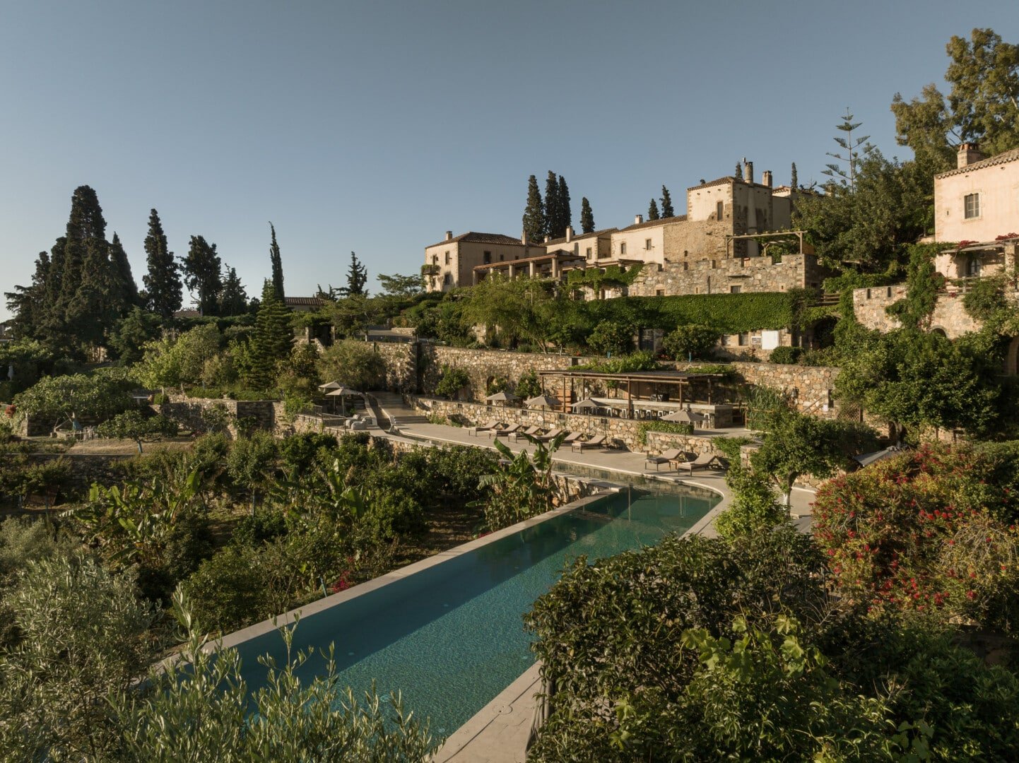 Kinsterna Hotel, the pool