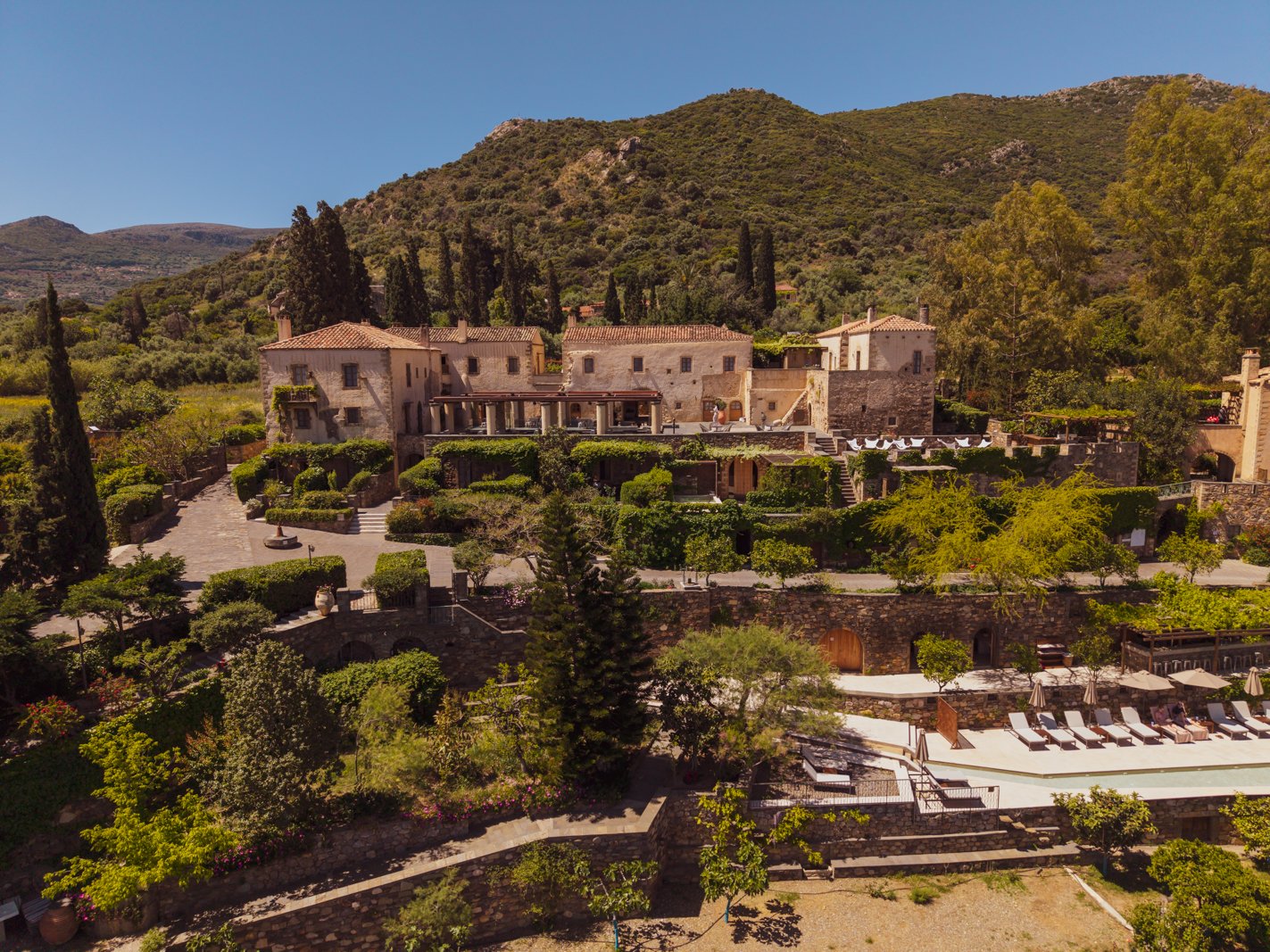 Kinsterna Hotel
