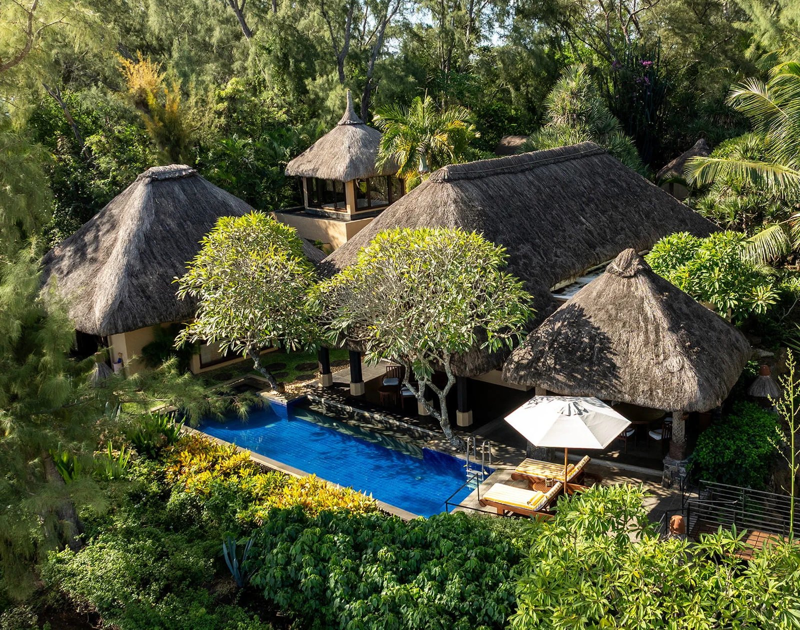 The Oberoi, Mauritius, backstory