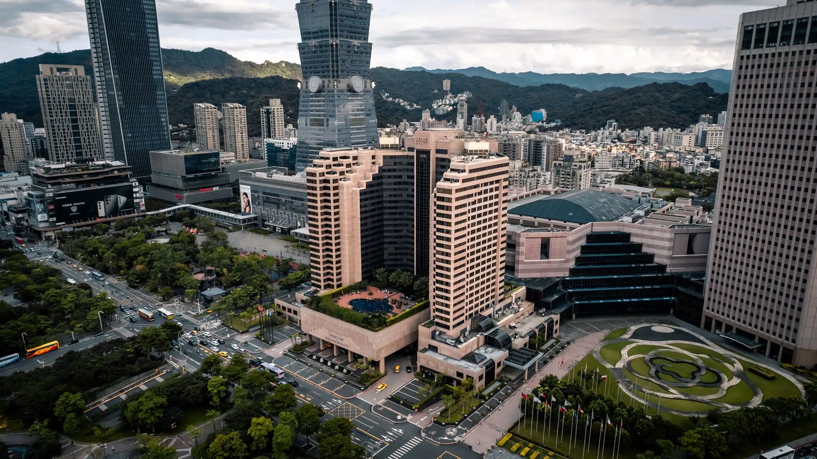 Grand Hyatt Taipei — backstory