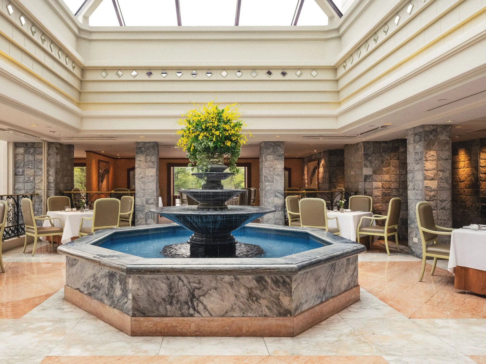 Grand Hyatt Taipei, at the table