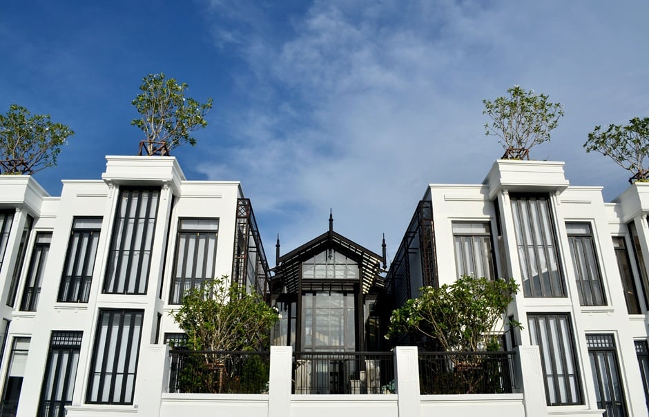 The Siam — backstory