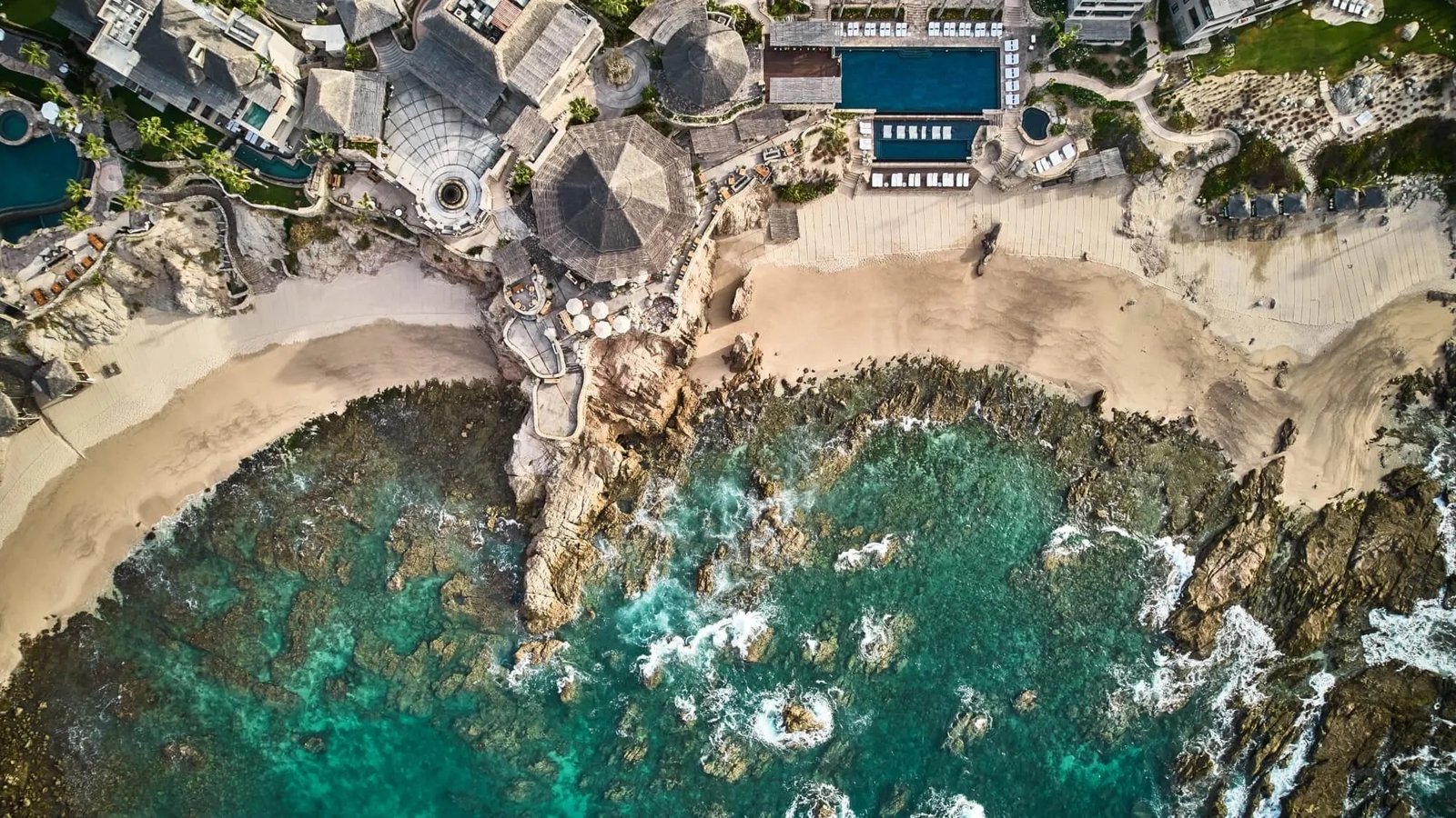 Esperanza, Auberge Collection, backstory