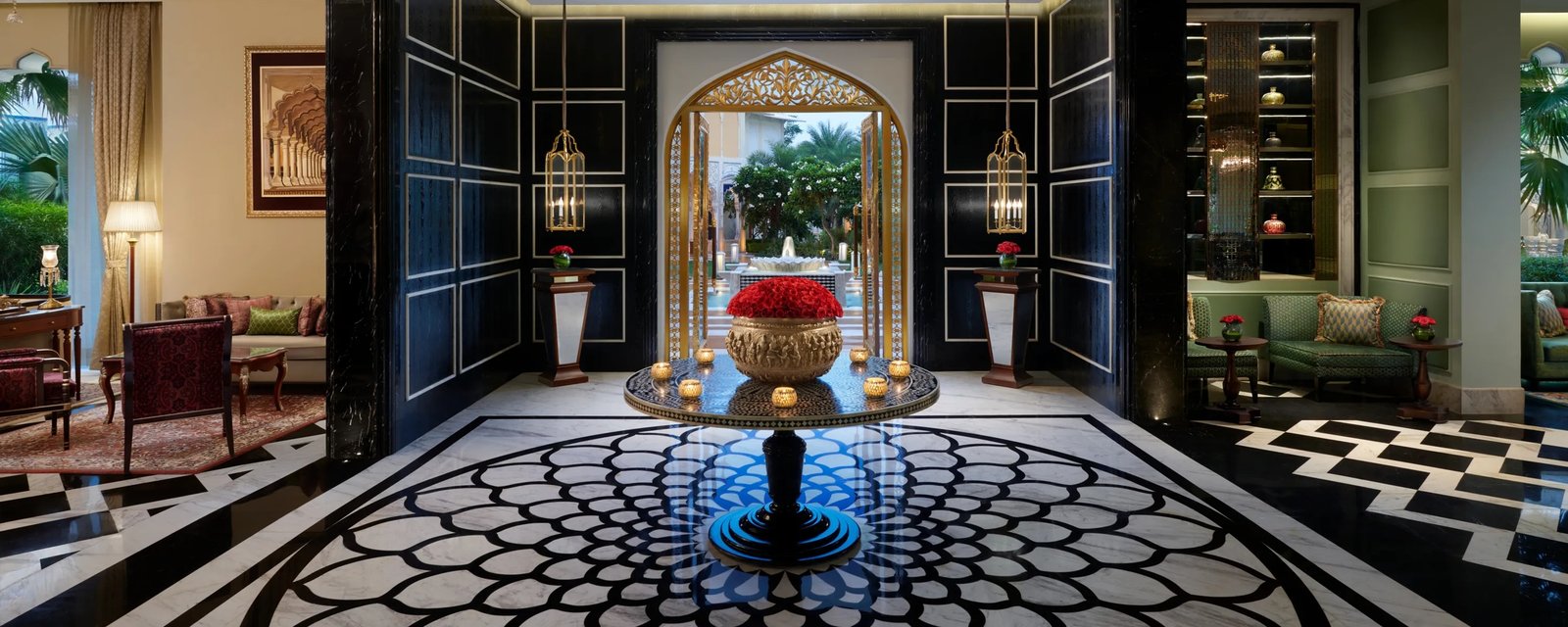 The Leela palace, vibe