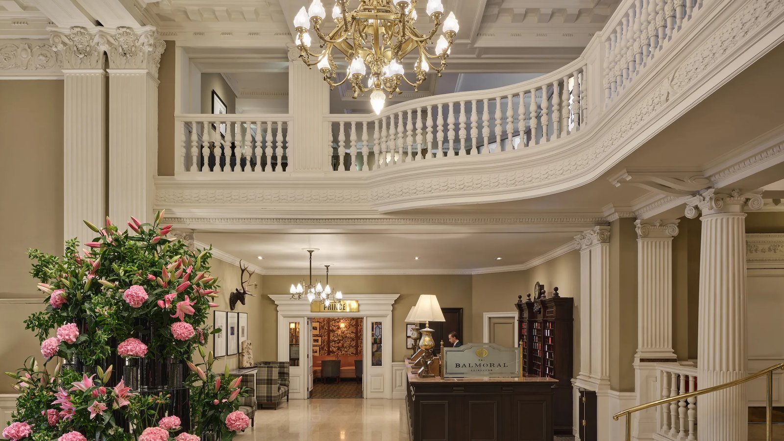 The Balmoral, a Rocco Forte hotel, vibe