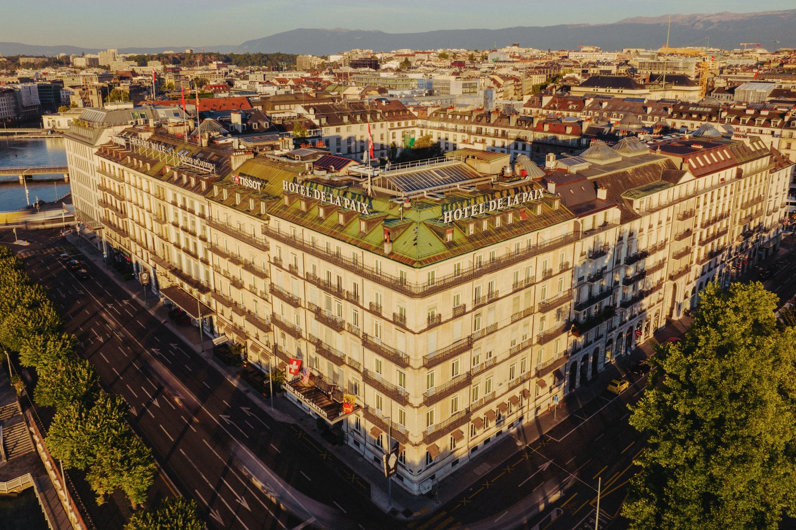 The Ritz-Carlton Hotel de la Paix, Geneva, backstory