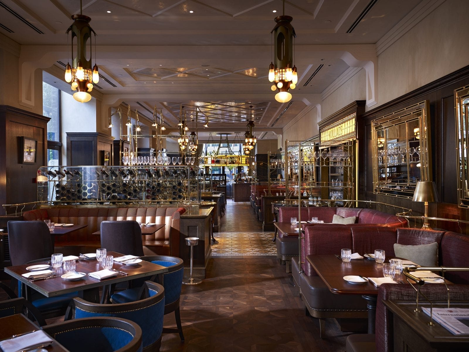 Four Seasons Hotel Gresham Palace Budapest, eat & drink