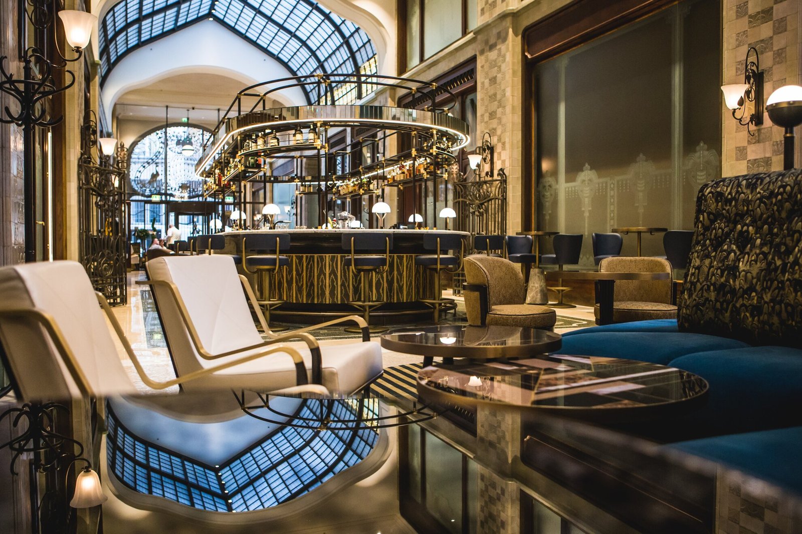Four Seasons Hotel Gresham Palace Budapest, eat & drink