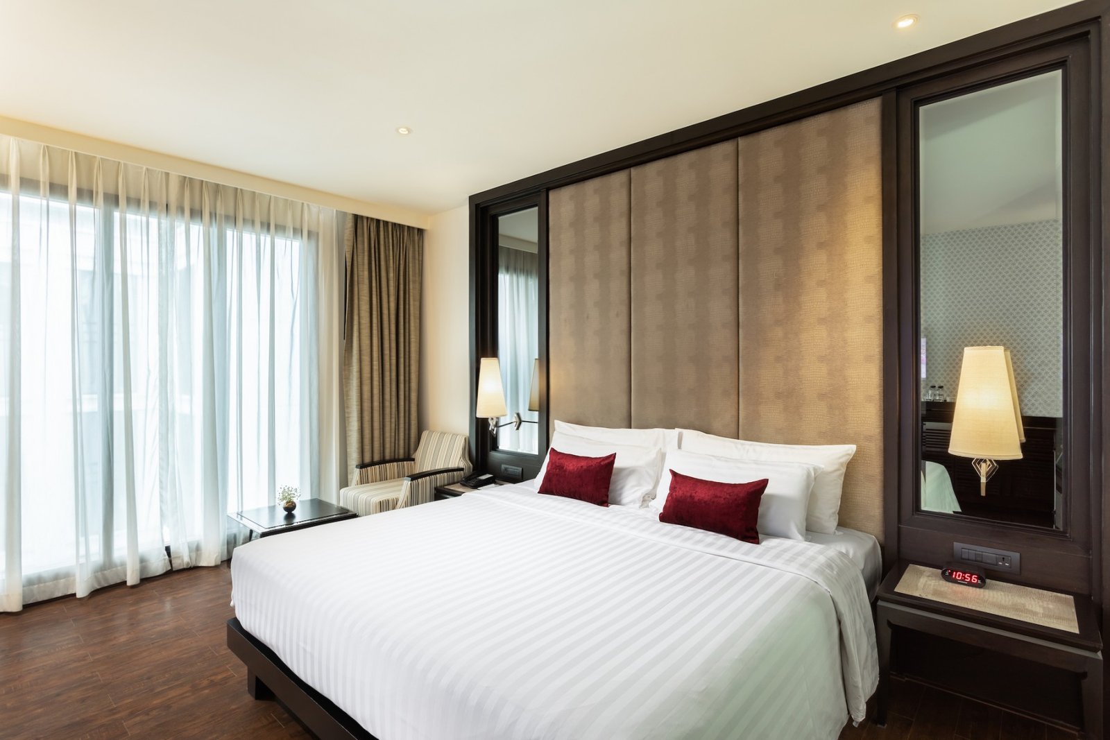 Mövenpick Hotel Sukhumvit 15 — rooms