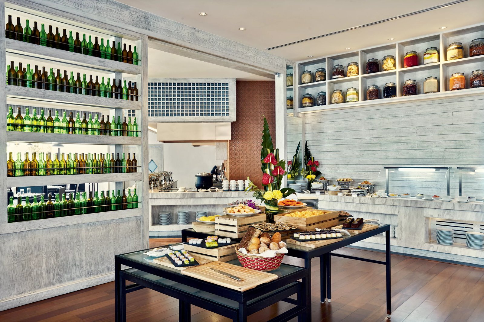 Mövenpick Hotel Sukhumvit 15, lelawadee restaurant