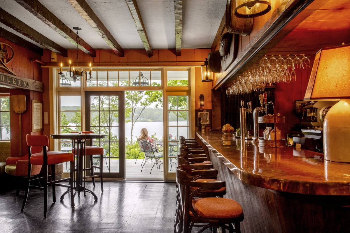 Manoir Hovey, le tap room