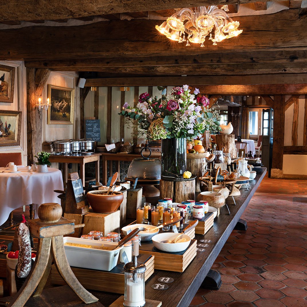 La Ferme Saint Siméon Hôtel & Spa, at the table