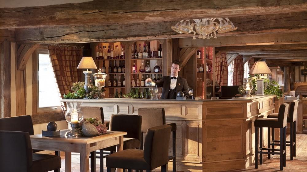 La Ferme Saint Siméon Hôtel & Spa, at the table