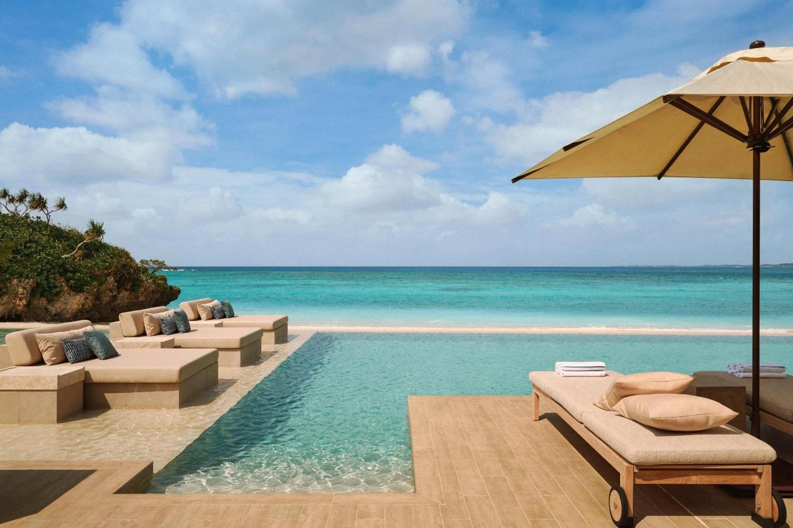 Rosewood Miyakojima, the pool