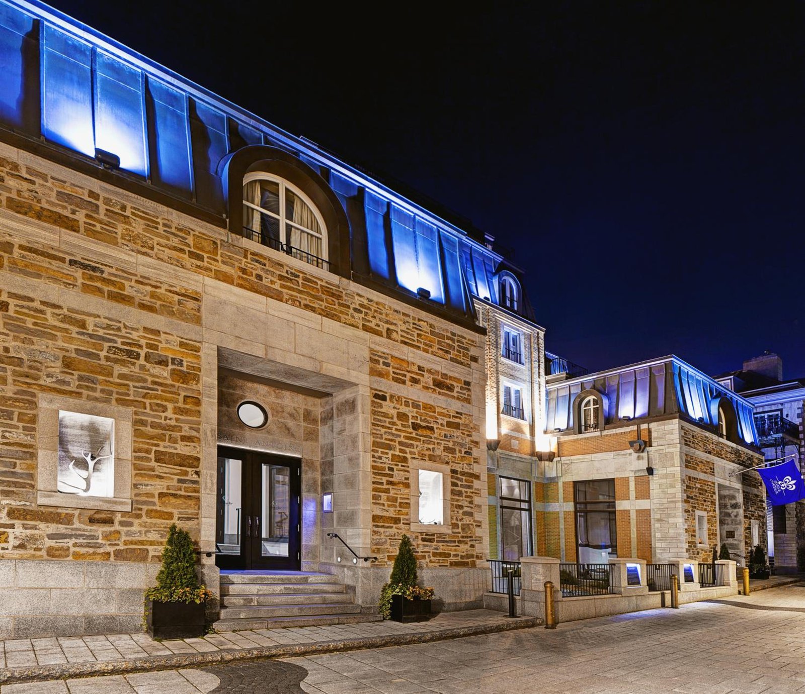 Auberge Saint-Antoine, backstory