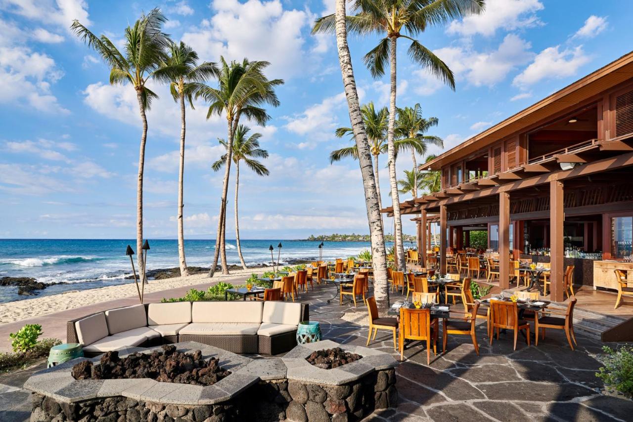 Four Seasons Resort Hualalai, at the table